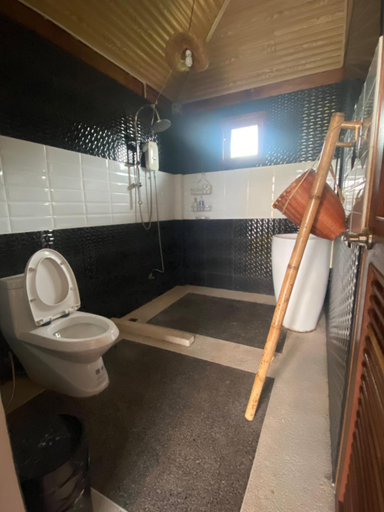 Bathroom 1, ปีกไม้วิลล่าบ้านMaya-มายา, Khao Suan Kwang