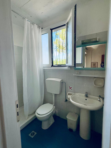 Bathroom 3, Despina Studios and Apartments, Ionian Islands