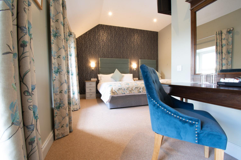 Bedroom 2, Nevins Newfield Inn Ltd