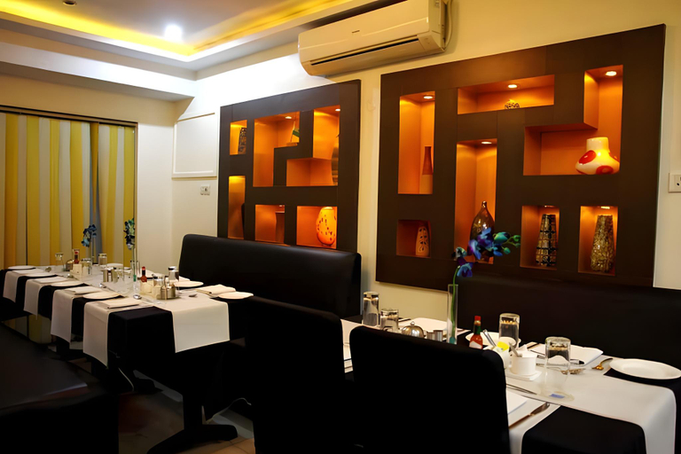 Food & Drinks 2, The Pearl Hotel, North 24 Parganas