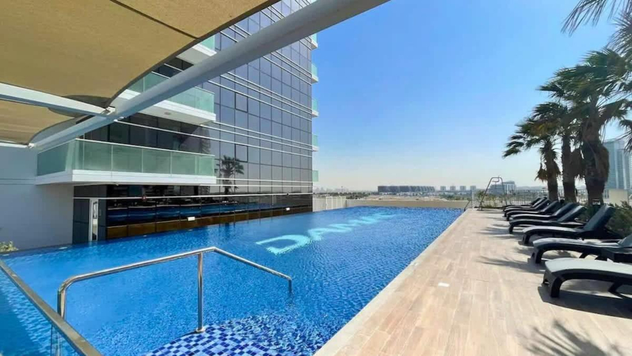 Sport & Beauty 2, Luxury Studio in Damac Hills, Dubai