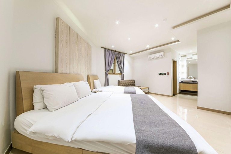 Bedroom 3, Gwangju Sangmu Hotel Gallery, Gwangsan