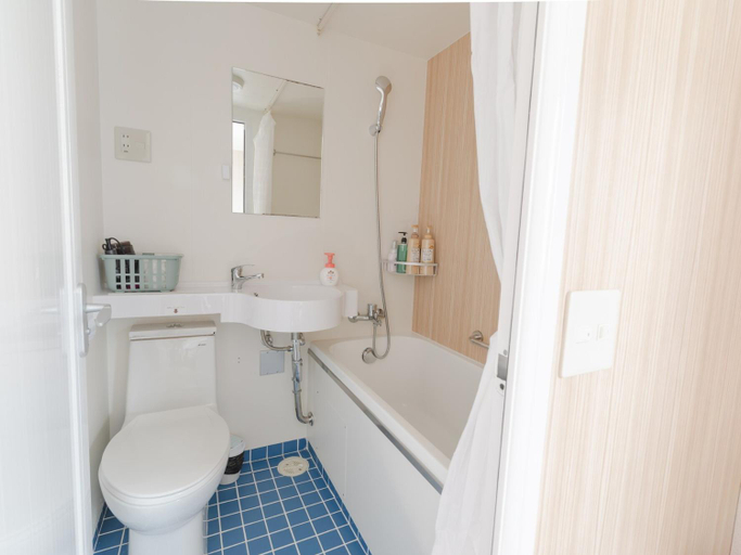 Bathroom 3, Sumiyoshi Village Tanegashima, Nishinoomote