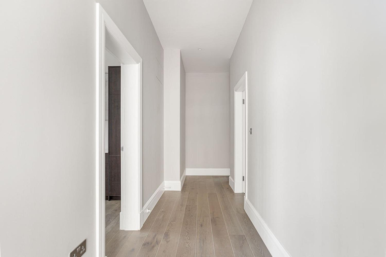 2, Collingham Road - 2 Bedroom Apartment I, London