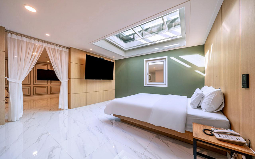 Bedroom 3, Pocheon Sky Drive-in Self Check-in hotel, Yangju
