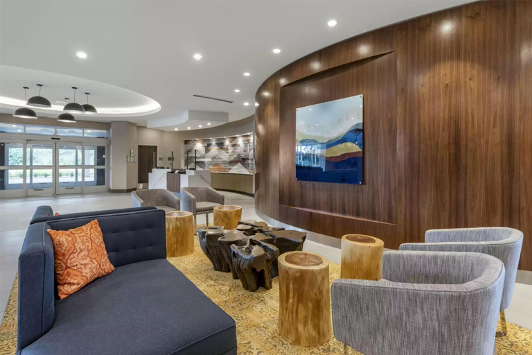 Public Area 3, DoubleTree by Hilton Greenville Woodruff Road, Greenville