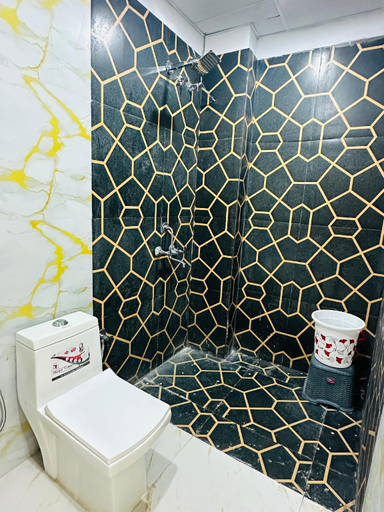 Bathroom, Hotel Golden Oasis, Ajmer