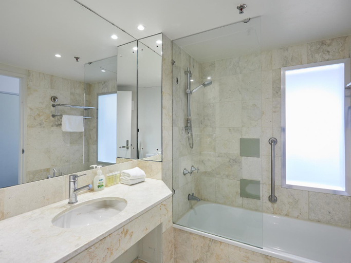 Bathroom 3, Serain Residences on View, Gold Coast