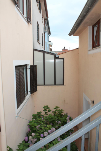 Others 4, Apartments Ana, Pula