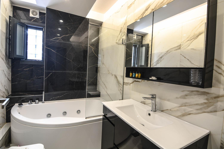 Bathroom 3, Dreamy Bay, Peloponnese