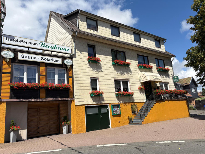 Exterior & Views 1, Hotel-Pension Bergkranz, Goslar