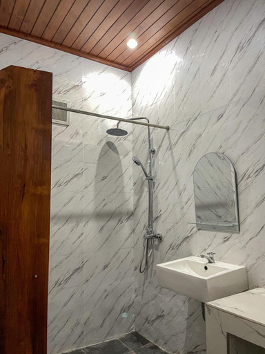 Bathroom 3, Pillow Inn Ubud, Gianyar