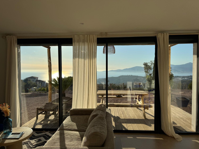 Others 4, Villa T2 standing 50m2, vue mer, Corse-du-Sud