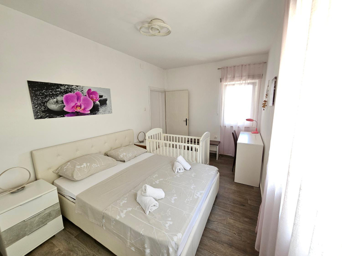 Others 4, Apartments Dora, Malinska-Dubašnica