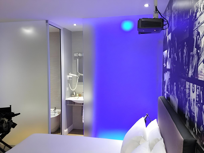 Bedroom 2, IRooms Forum & Colosseum, Rome