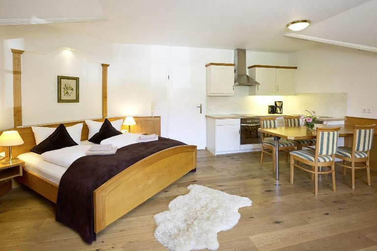 Bedroom 2, Landhaus Kossel, Ostallgäu
