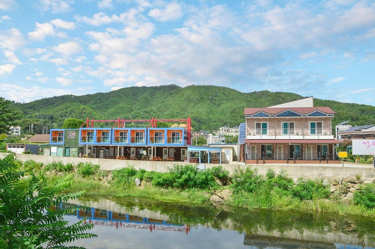 Exterior & Views 2, Samcheok Healingcamp Pension, Samcheok