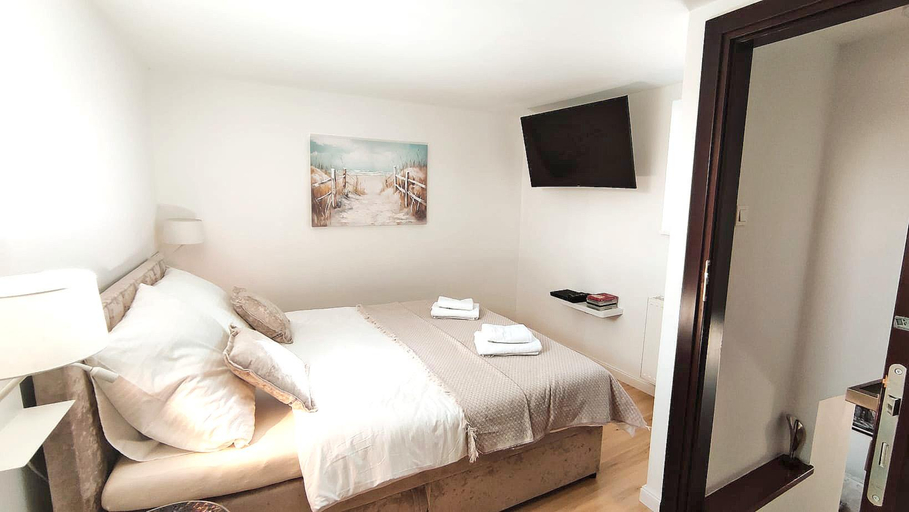 Bedroom 2, RABE Old Town Apartment Gdańsk - Two-Level Retreat, Gdańsk City
