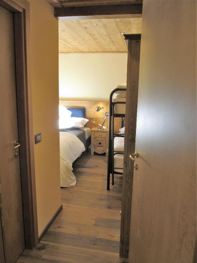 Bedroom 2, Miramonti Affittacamere Guest House, Aosta