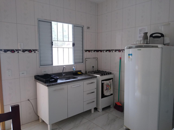 Others 4, Chales Bielle de Ubatuba com ar condicionado com piscina e cozinha, Ubatuba