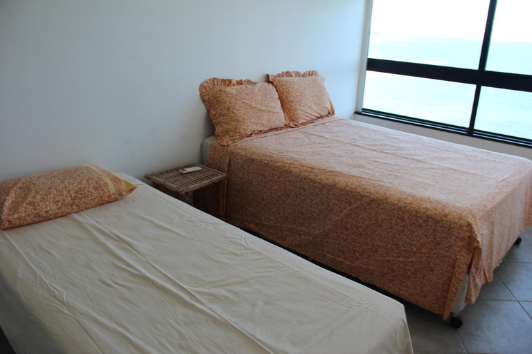 Bedroom 2, Ondina Apart Hotel, Salvador
