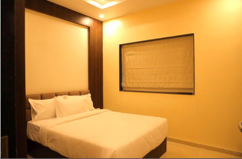 Bedroom 2, Hotel Veeratn, Kolhapur