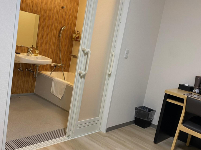 Bathroom 4, A&Bee HOTEL, Ōita