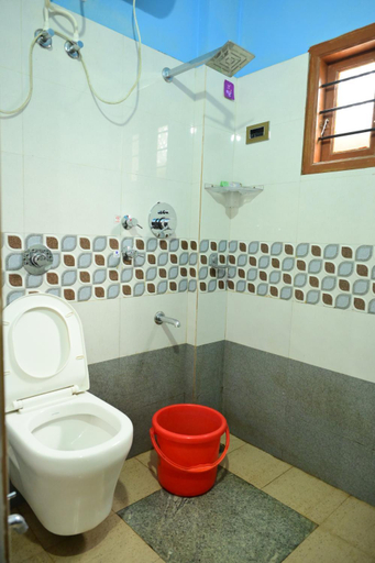 Bathroom 3, Delightful Homestay, Chikmagalur