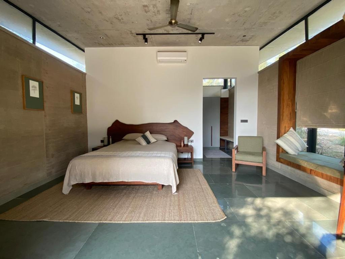 Bedroom 3, Walden, Rupnagar