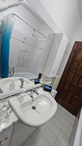 Bathroom 2, L' oasi del riposo, Terni