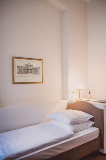 Bedroom 2, HENRI Hotel - Berlin Kurfuerstendamm, Berlin