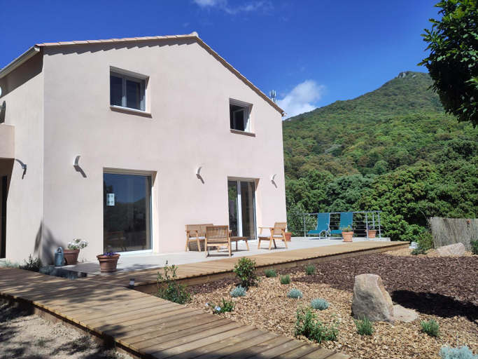 Others 4, Casa voscia, Corse-du-Sud