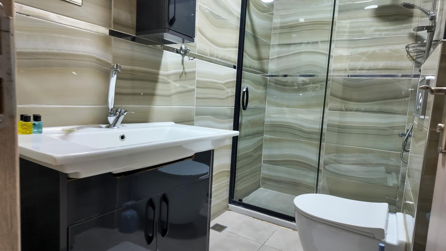 Bathroom 3, Sisli House By Remar Holding, Şişli