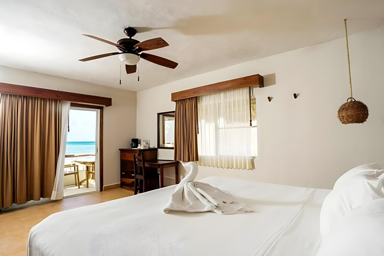 Bedroom 3, Petit Lafitte Beach Front Hotel & Bungalows, Cozumel