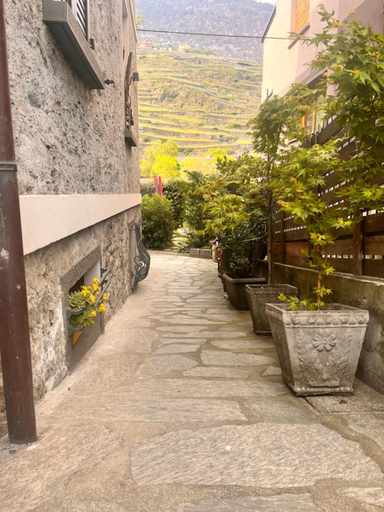 Others 4, Stanza in sondrio Coel, Sondrio