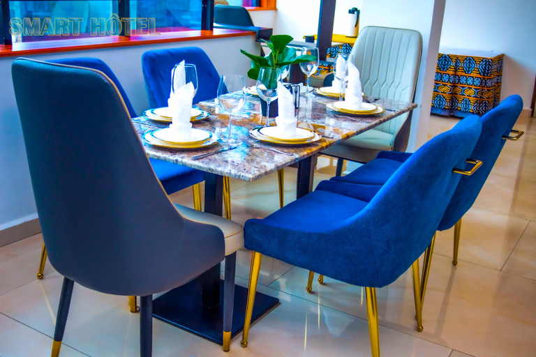 Others 4, Smart Hotel Douala, Wouri