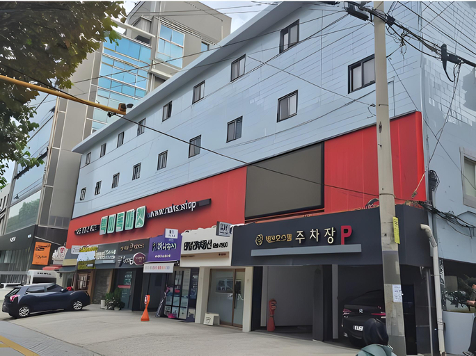 Exterior & Views 2, Gangnam Seven Hostel, Seocho