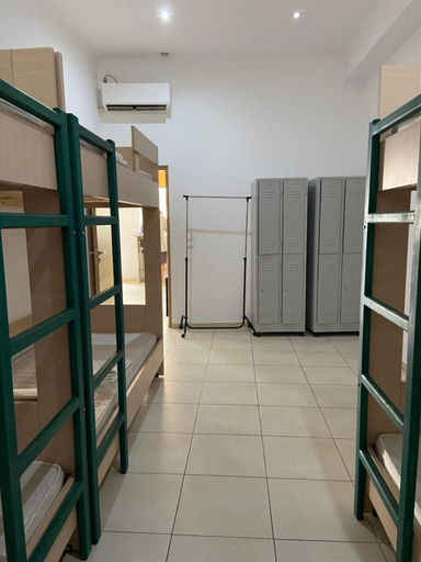 Others 5, Corinth Beach Apartment, Peloponnese
