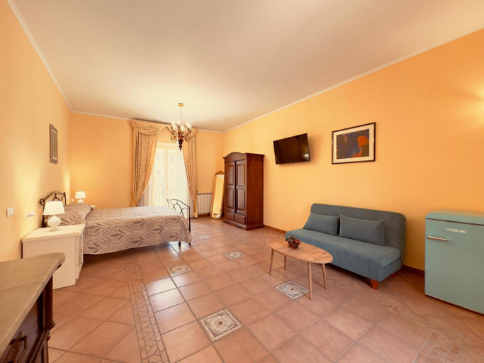 Others 3, CASA PEPE - Fondi Vertice Rooms, Latina