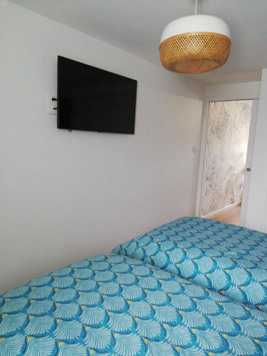 Bedroom 2, Le 26, Charente