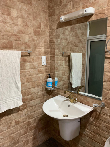 Bathroom 4, Nairobi Inn, Mavoko