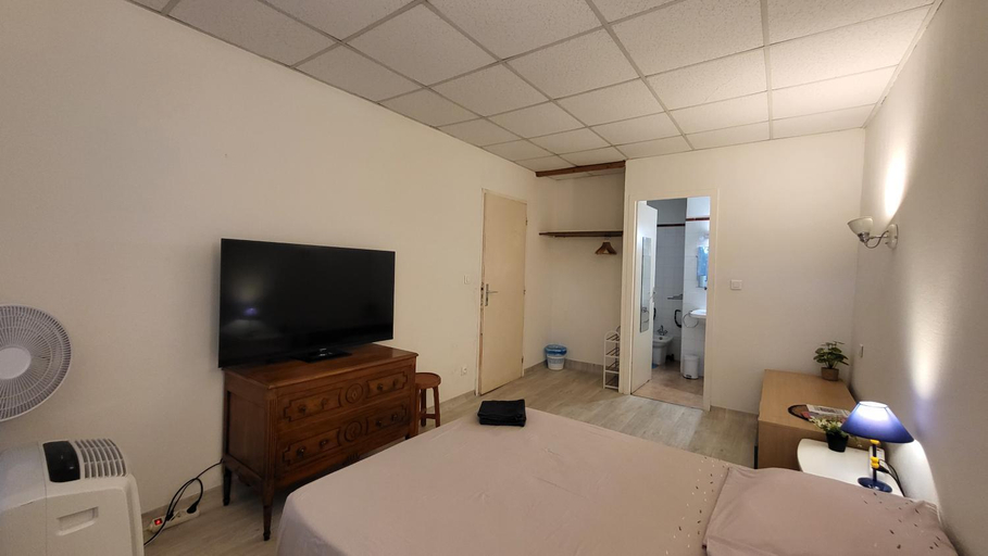 Bedroom 2, Residence Adele - Chambres en toute autonomie, Hérault