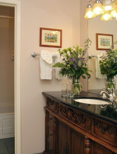 Bathroom 4, Agate Cove Inn, Mendocino