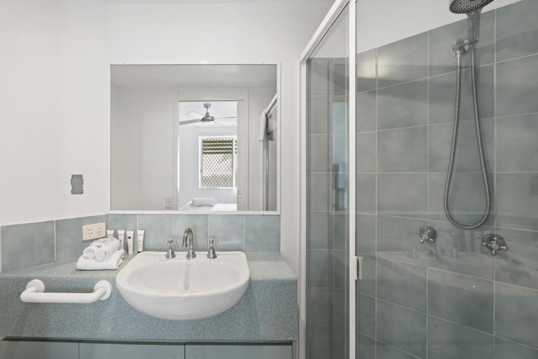 Bathroom 4, Beach Villa Diamond. Beach resort #5, Gold Coast