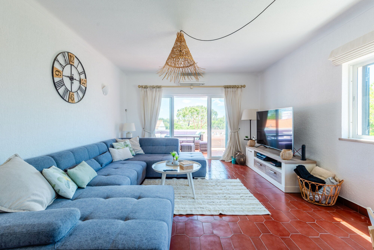 Room 4, Vale do Lobo Apartment D, Loulé