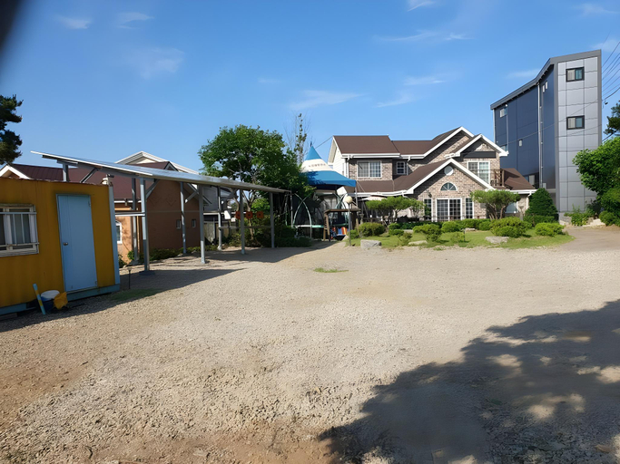 Others 4, Daebudo Nurimaru Pension, Hwaseong