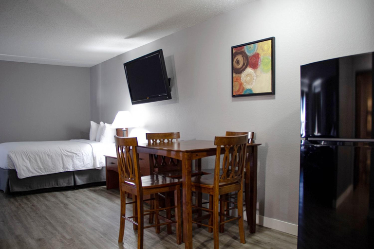 Bedroom 3, New Victorian Inn - Sioux City, Woodbury