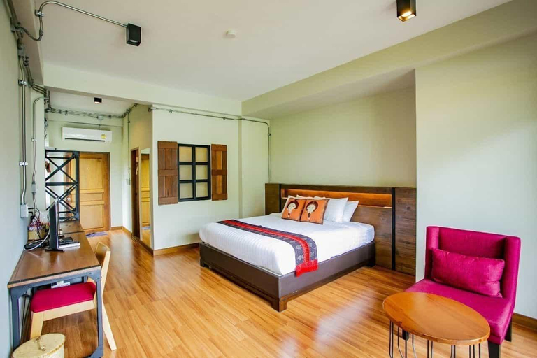 Bedroom 1, Tolopoti Hotel&Resort, U Thong