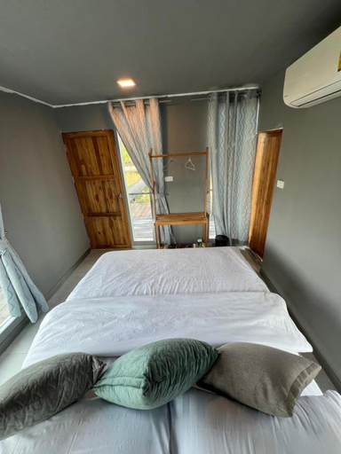 Bedroom 3, นาน้าหมูFarm Stay, Na Yong