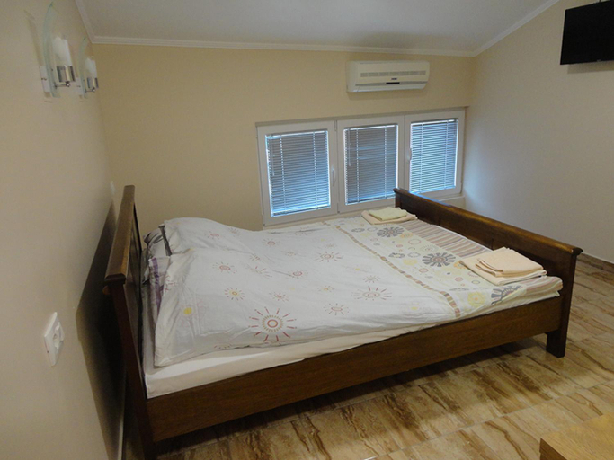 Bedroom 3, Prenociste "Magnus", Slavonski Brod